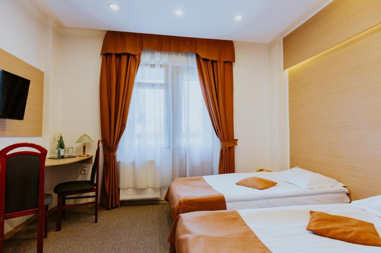 Hotel Restaurant Park Miercurea Ciuc Εξωτερικό φωτογραφία